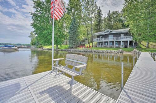 Coldwater Family Retreat Boat Dock And Grill!
