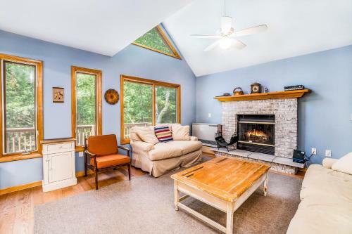 Treetop Getaway