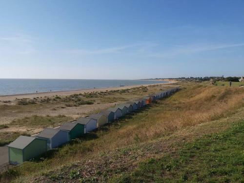 Curlew Cottage - Pakefield Holiday Home