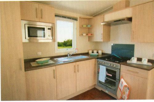 Golden Burn Cottage Caravan