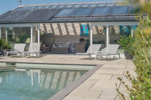 Curlew House