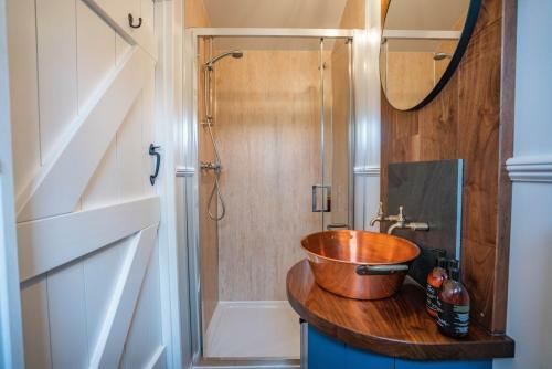 Inglewood Shepherd's Huts