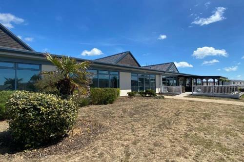 Tower View Pevensey Bay Holiday Park Beach