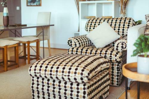 Apartamento Beachfront Flat With Balcony & Stunning Sea Views