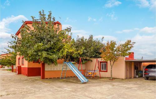 Nice Home In Pe��scola With 3 Bedrooms #246