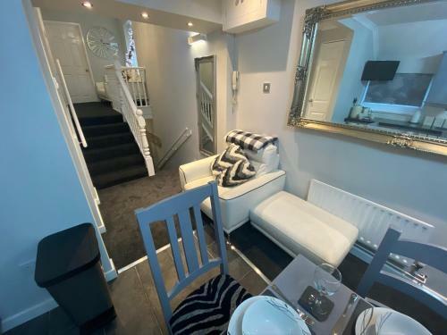 Apartamento ? Nicky?s Retreat! Warm And Quirky Seaside Flat!