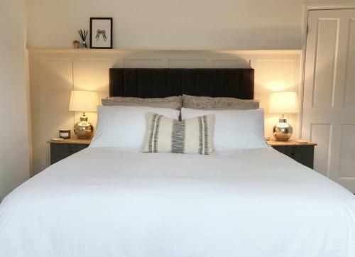 Emerson House. Close To Poole Harbour & Town Centre