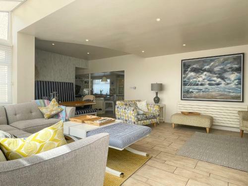 Sunnyside Lodge - Mcafee Holiday Lettings
