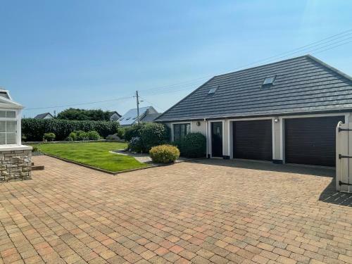 Sunnyside Lodge - Mcafee Holiday Lettings