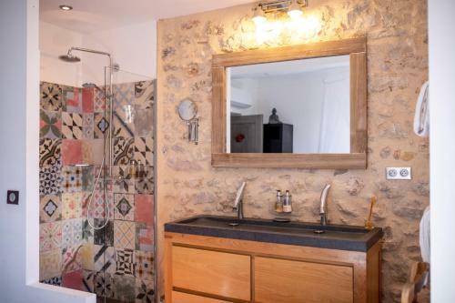 Bed & Breakfast Le Mas Des Romarins