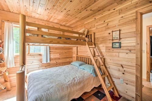 Rustic Crosslake Apartment With Water Access!