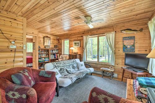 Rustic Crosslake Apartment With Water Access!