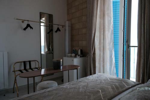 Hostal Altamarea Rooms