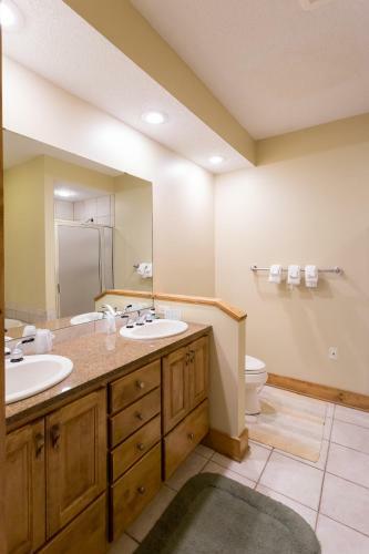 Interlachen Unit 4