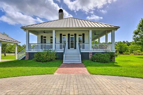 Bright Waveland Home - Walk To Beach Access!