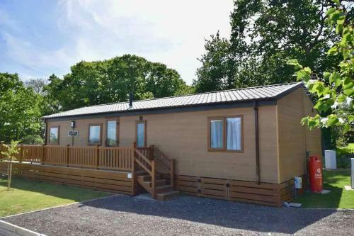 E7 Roebeck Country Park