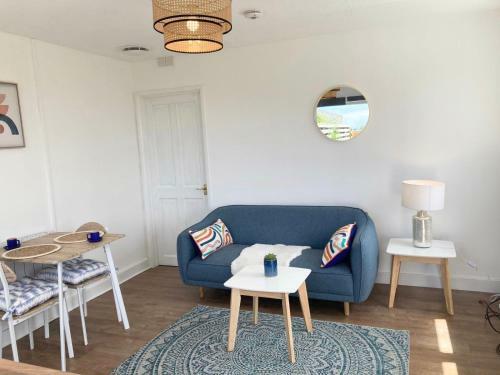 Coastal Cottage Perfect For Walking/beach Break
