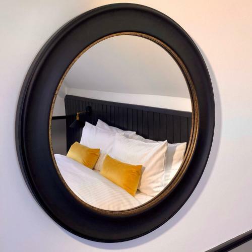 Hotel The Jack And Jill Coaching Inn