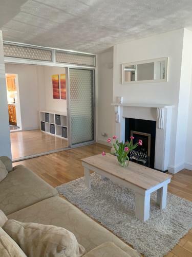 Three Bedroom House In St Ives