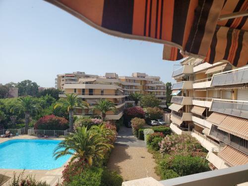 Apartamento Miougrano 2 Pieces Climatise 47m2 Piscine, Parking