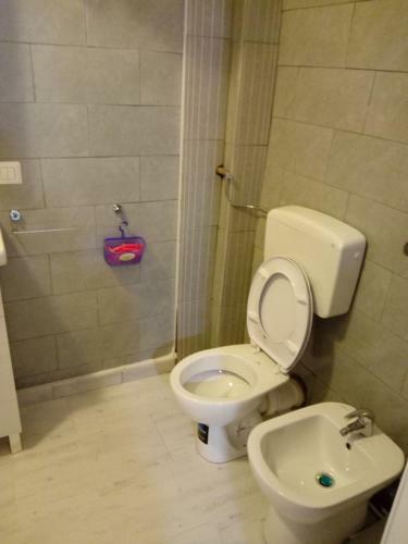 Hostal Monolocale Full Optional- C I R C E - Ragusa Centro Corso Italia