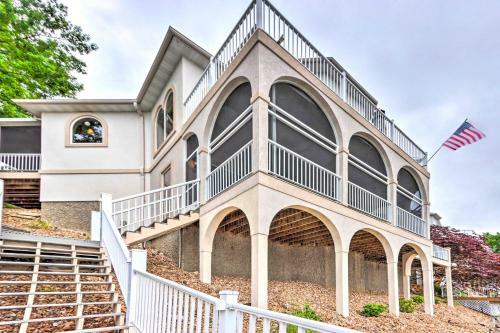 Luxe Lake Ozark Home With Panoramic Lake Views!