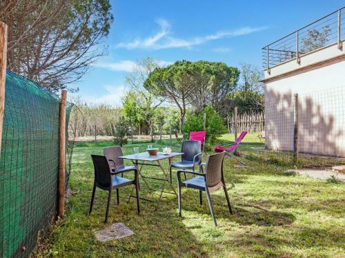 Tranquil Apartment In Riparbella With Garden
