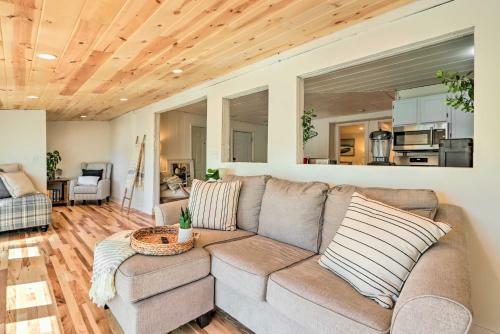 Charming Waterfront Home With Dock And Boat Slip!