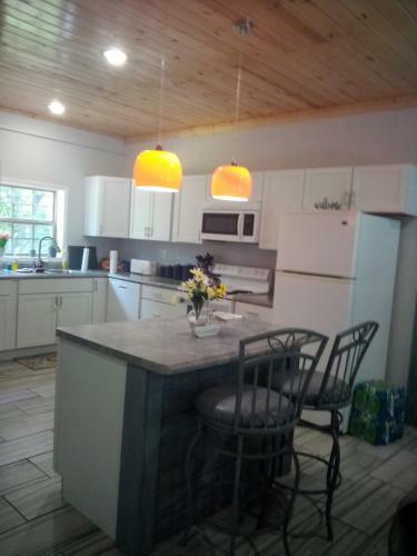 Stockton Lake Hideaway