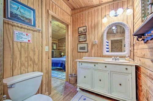 Serene Sunrise Beach Cabin With Private Dock!