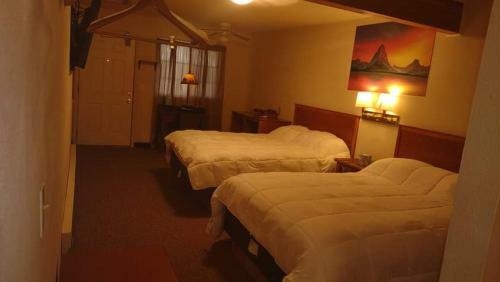 Hotel Going To The Sun Inn And Suites
