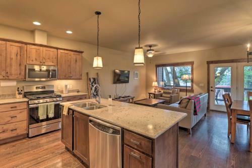 Cozy Bigfork Townhome Near Flathead Lake!