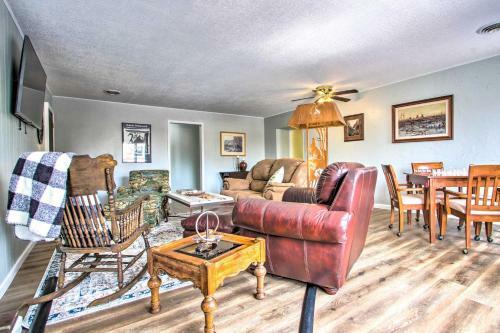 Charming Choteau Apartment Central Location!