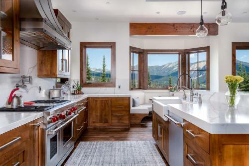 Mountain Valley Estate