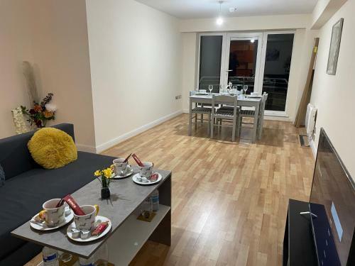 Royal Plaza Apartments