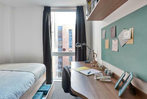 Posada Zeni Ensuite Sheffield Elements