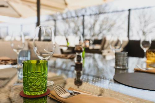 Hencote Vineyard Glamping Village