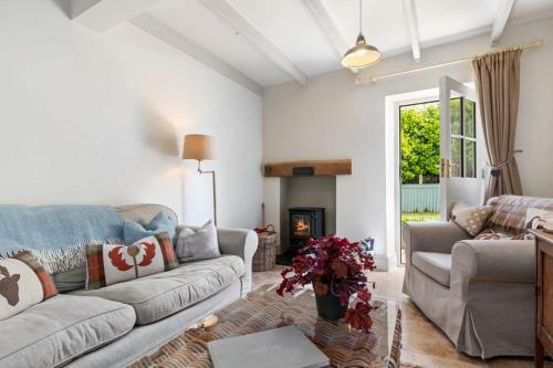 Caswell Cottage