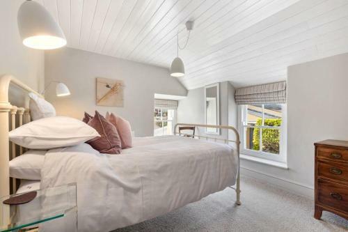 Caswell Cottage