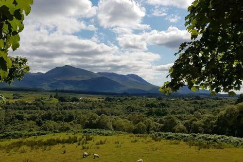 Old School, Spean Bridge - Fun, Friendly, Relaxed