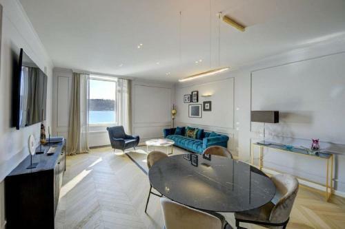 Two-room Apartments With A Chic View