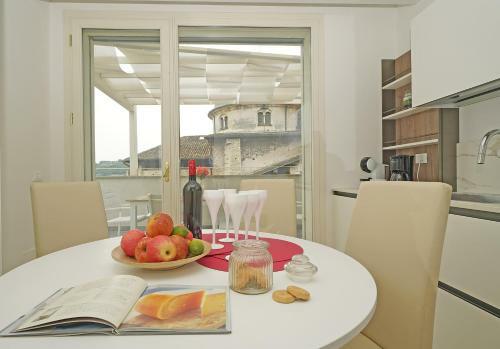 Apartamento UNA Finestra Vista Lago