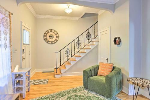 Charming Omaha Home Less Than 1 Mi To Dining And Shops