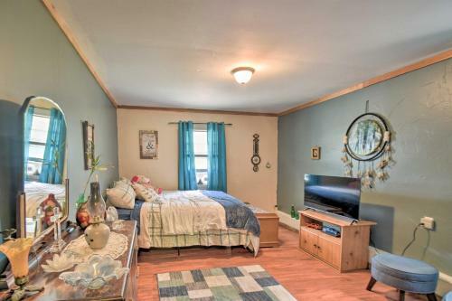 Pet-friendly Franklin Retreat With Pool And Grill