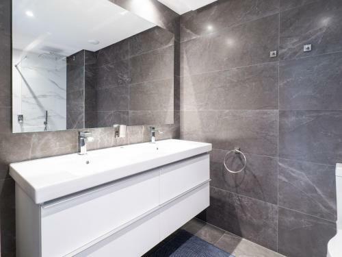 Apartamento Emerald Green 2380 Golf & Beach