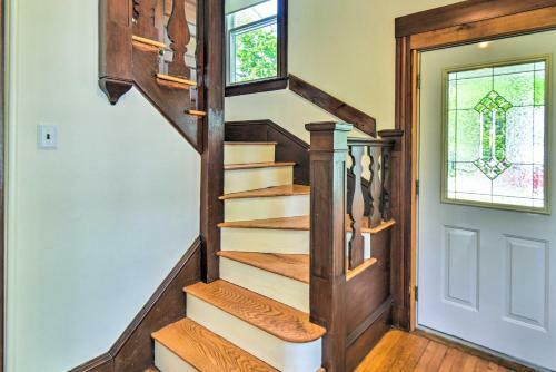Historic Wolfeboro Home With Screened Porch!