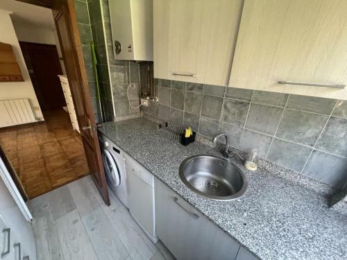 Apartamento Apto Cerca de Las Playas Con Garaje Privado