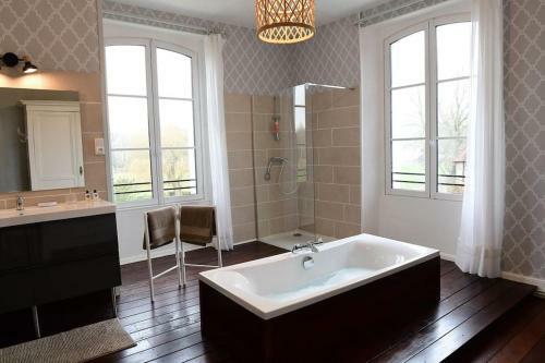 Manoir D'exception � Grandcourt (76) La Baronnie