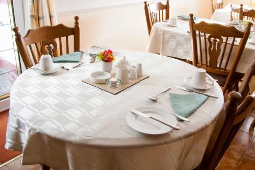 Hazelbrook Bed & Breakfast