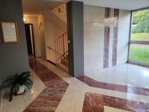 Apartamento Studio R�cent R�sidence Charles Quint